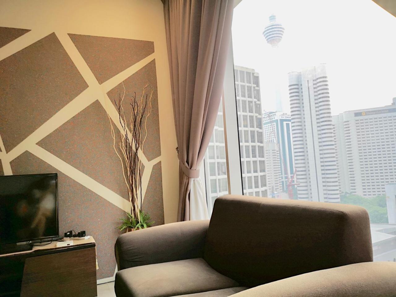 Soho Suites Klcc By Pnut Klcc View Kuala Lumpur Exterior photo